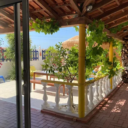 Bico Flores Casa de Férias