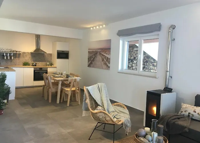 Casa de Férias Bico Flores *